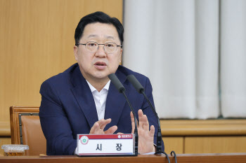 이장우 대전시장 “지역기업들의 해외시장 개척에 노력”