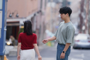 “결별하고 미련 남는 부분은?”…男 ‘외모’ vs 女 ‘경제력’