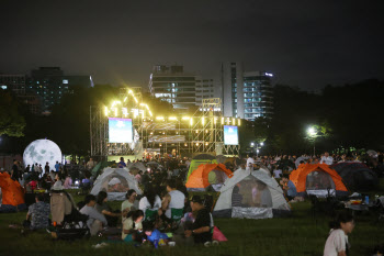 "잘가 여름, 반가워 가을" '2024 페스티벌 광명' 6만명 몰렸다