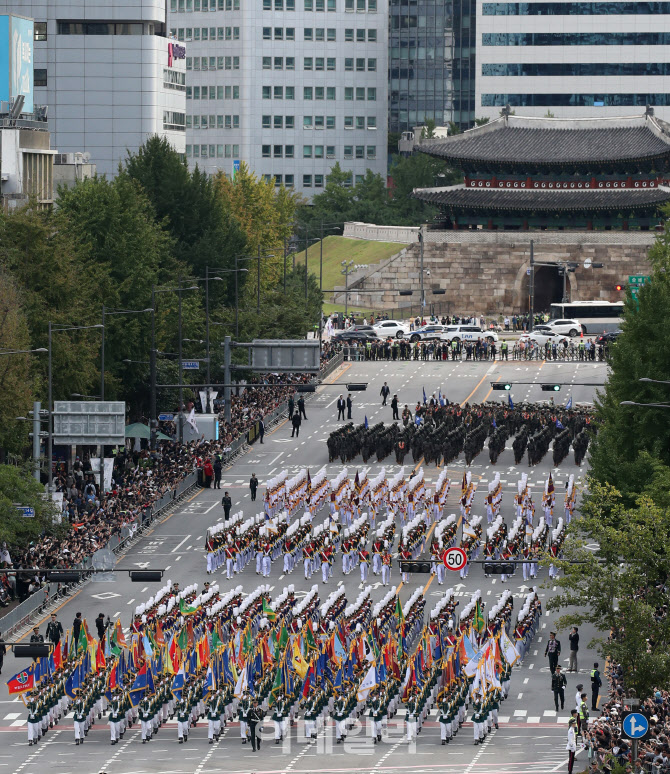 [포토]건군 제76주년 국군의 날, 도심에서 시민들과 함께