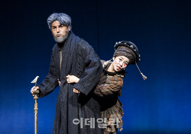 국립창극단 '리어', 셰익스피어 본고장 영국 사로잡았다