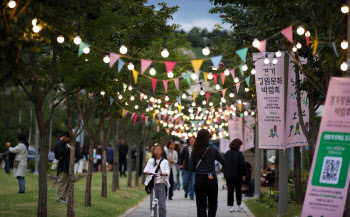 '12회 경기정원문화박람회' 개막…첫날 7만명 운집