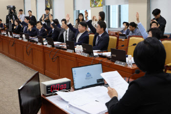 과방위 국감, 단통법 폐지·AI기본법·딥페이크·빅테크가 쟁점될 듯