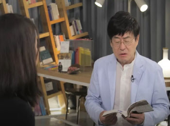 “너무 끔찍, 어떻게 읽나”…한강 ‘채식주의자’ 읽은 김창완 감상평