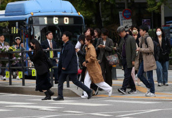 깜짝 추위 누그러졌지만…여전히 아침 최저 5도 ‘추위’