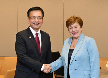 최상목 "글로벌 불확실성에 G20 주도적으로 나서야"…국제협력 강조