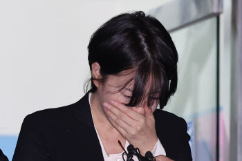 경찰, "'문다혜' 피해 택시기사 상해진단서 없었다"…불법숙박업 내사