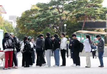 “겉옷 챙기세요”…아침 최저 9도 ‘쌀쌀’ 곳곳 비 소식