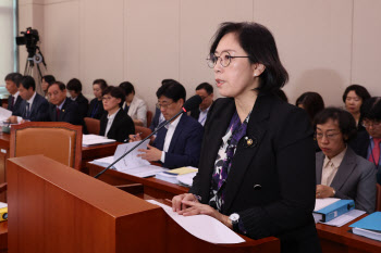 여가부 국감서 장관 공석·딥페이크 대응 부족 ‘지적’(종합)