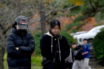 아침 기온 영하권…찬 바람 불어 체감온도 더 낮아[내일날씨]