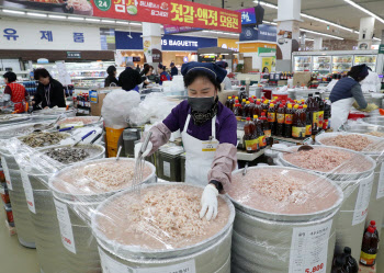  김장재료 한곳에- 젓갈 액젓 모음전