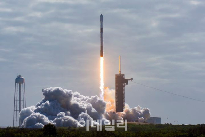 한국형 항공위성서비스용 항공위성 2호기 발사 성공