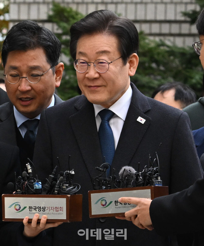 [속보]법원 "이재명, 입장 설명한 사정만으로 위증 요구 보기 어려워"