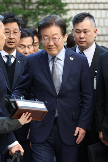 이재명 '위증교사 혐의' 1심 무죄…法 "개입 직접 증거 없어"