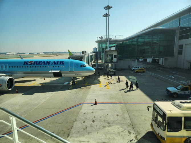 체코 직항 26년만에 주7회로 증편…중앙아시아 하늘길 넓어진다