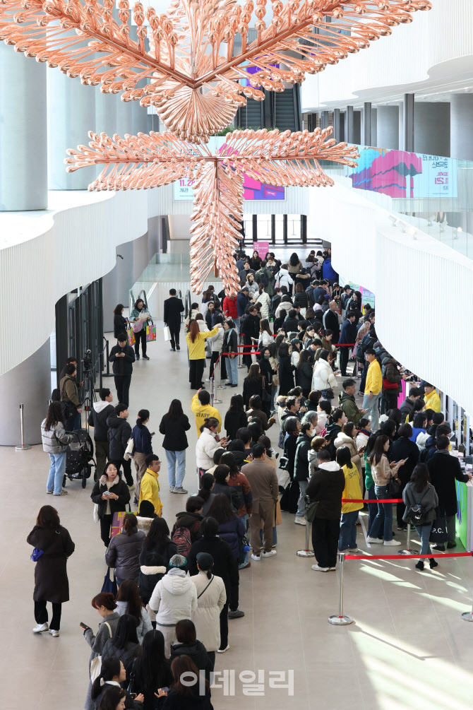 [포토]코엑스마곡 첫 작품 '서울리빙디자인페어'를 향한 관심