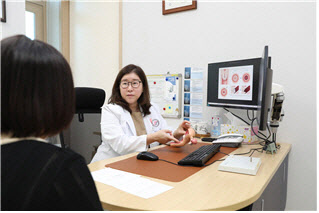 자궁경부암 주는데…자궁경부이형성증은 10년간 2배 증가