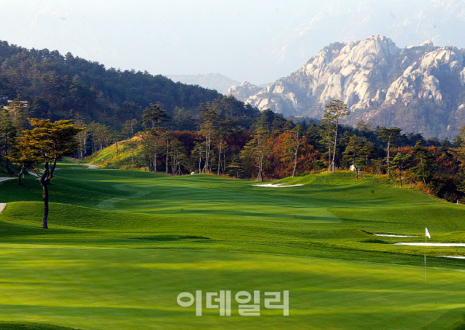 北, 우리가 건설한 금강산 골프장 클럽하우스도 철거…정부 "책임 물을 것"