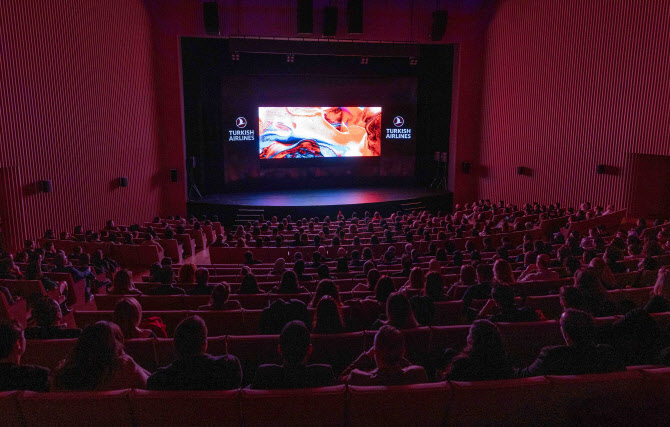 터키항공 '내면의 초상' 공개…여행과 인간의 변화는