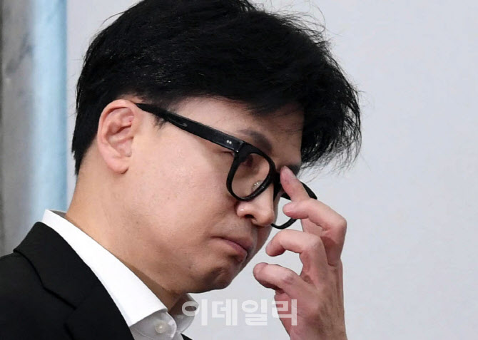 [포토]긴급 최고위 참석하는 한동훈