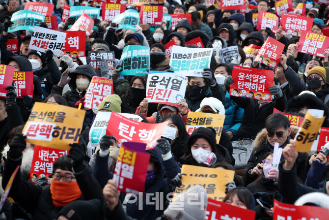 [포토]세번째 '김건희 특검법' 또 부결…국민의힘 6명만 찬성