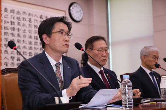 尹출국금지 이끌어낸 공수처, 체포 가능성에 "모든 조치 검토"