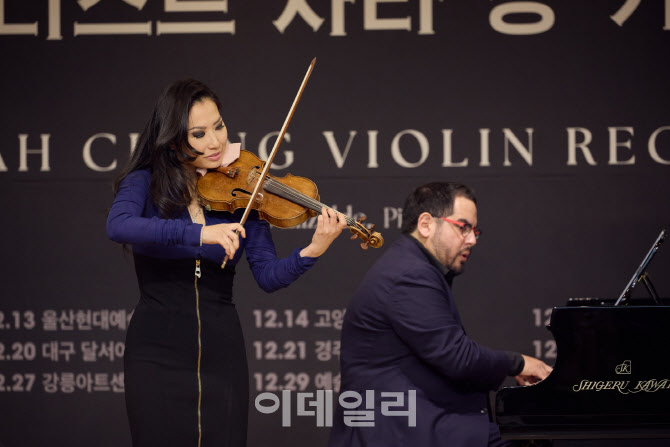 돌아온 사라 장 "무대에서는 모두가 마음 편하길"