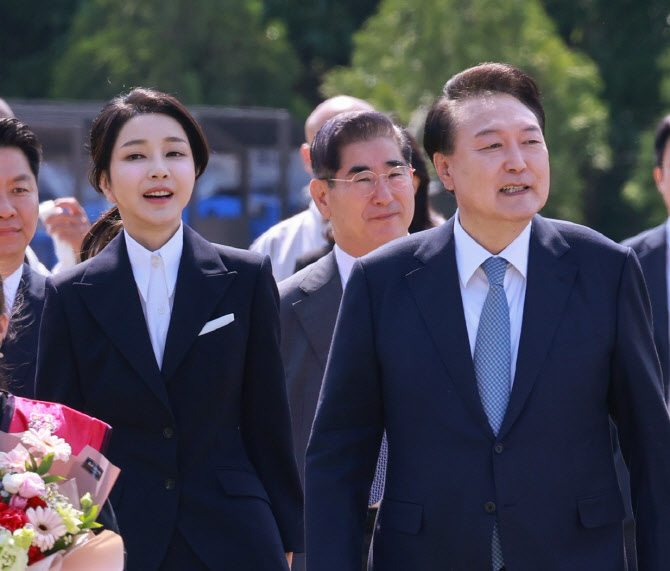 '尹내란'·'김건희' 쌍특검법 국회 통과…與서 공개 찬성표(종합)