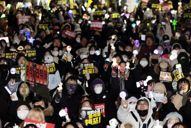 서울시교육청, 주말 여의도·광화문 집회에 '학생 안전대책반' 가동