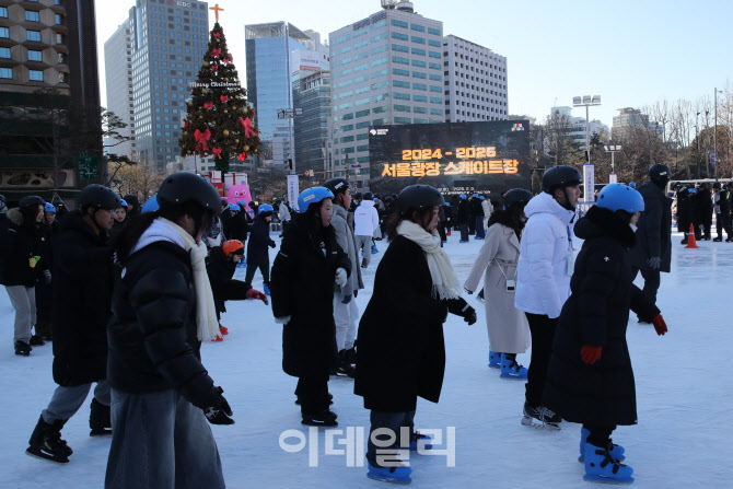 [포토]주말 스케이트 타는 시민들로 북적