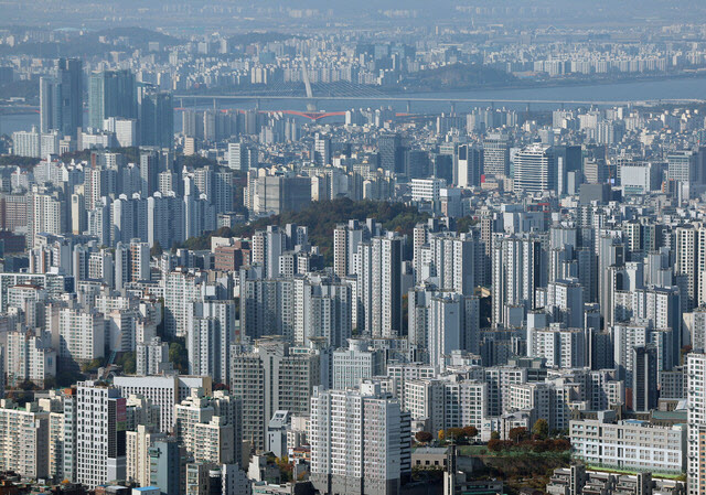 내년 24만가구 아파트 입주, 4년 만에 최저…"시장 불확실성 탓"