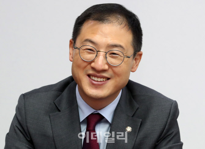 김상욱 "尹 탄핵, 보수·진보 싸움 아냐…민주주의 수호 위한 것"