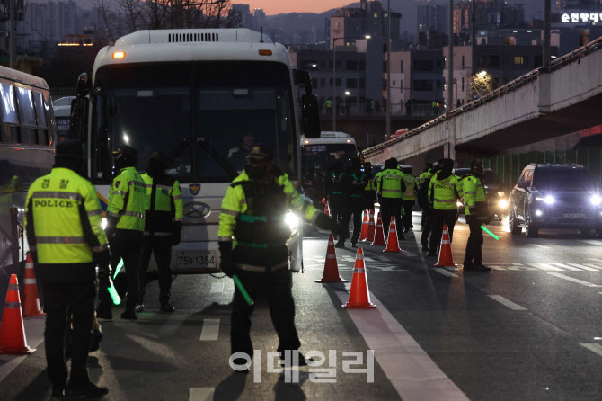 [포토]尹 대통령 영장 집행 임박, '경비 강화'