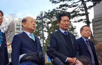 탄핵소추단장 정청래 "국가안정 위해 尹 파면 필요"