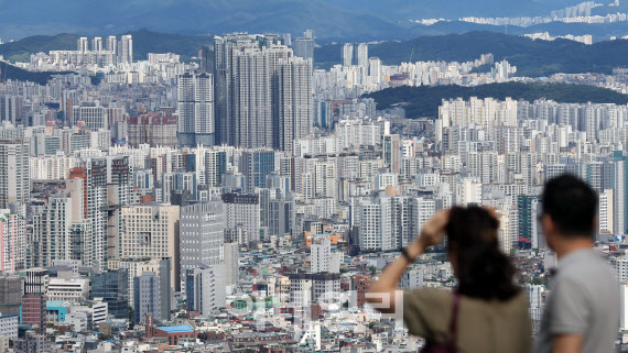 "영끌 했더니 지갑이 텅"…3분기 가계 여윳돈 3.5조 줄었다