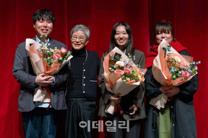 김주희 '역행기', 국립극단 창작희곡 공모 대상 수상