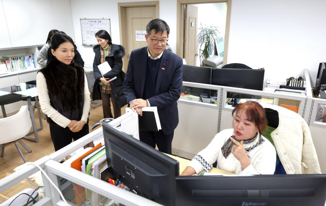 보호출산제 시행 6개월…'가명'으로 출산한 임산부 52명