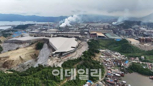 "니켈 최대 생산국 인니, 생산량 축소…글로벌 공급량 35% 감소"