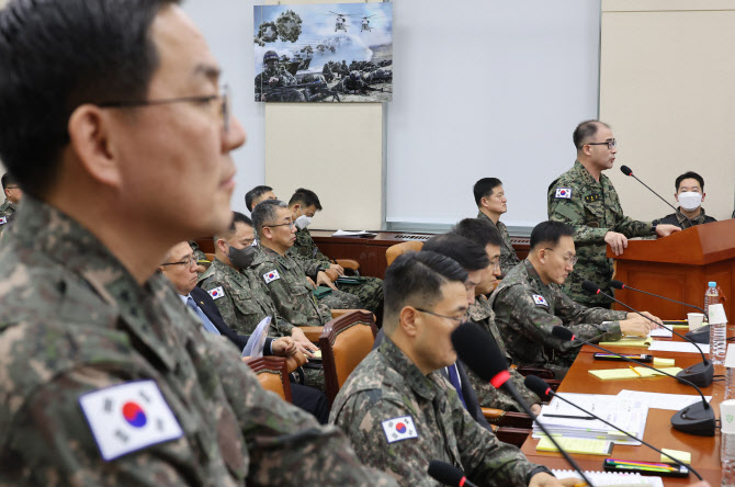 국방부 '내란중요임무종사' 혐의 사령관 4명, 보직해임 20일 결정