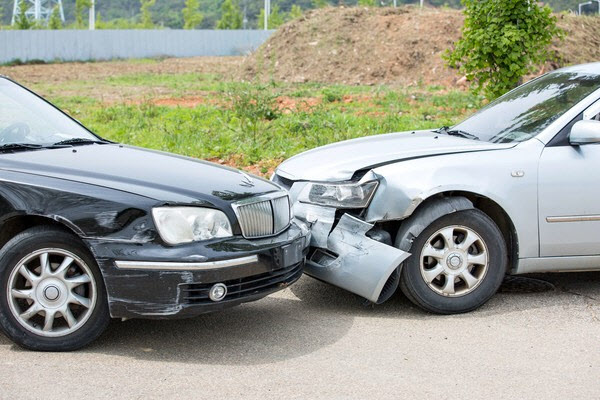 작년 車보험 손해율 87.8%…보험료 인하 압박에 손보업계 ‘한숨’