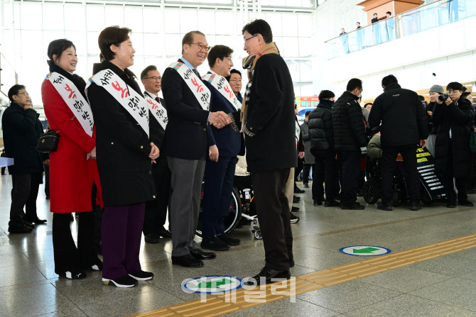 [포토]국민의힘 설 귀성인사