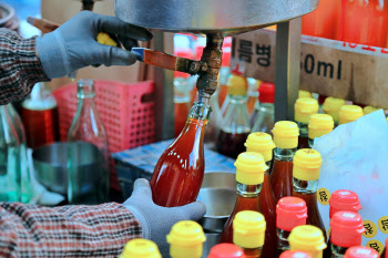 전통시장에서 만나는 따뜻한 정과 명절의 맛