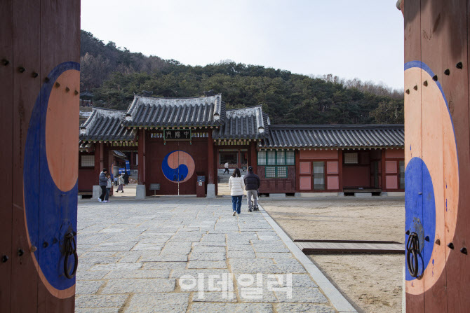 "설빔 입고 인생샷" 경기관광공사 추천 '한복 포토스팟'