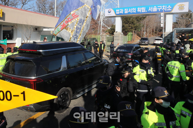 [포토]국민의힘 비대위원장-원내대표, 윤석열 대통령 면회
