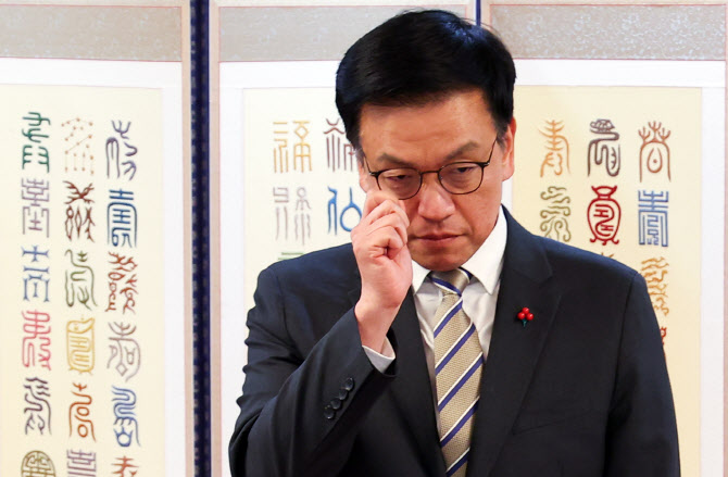 '마은혁 미임명 혼란' 속 침묵 지키는 최상목