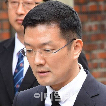 'LG맏사위' 윤관, 123억 종소세 내야…세금 취소소송 패소