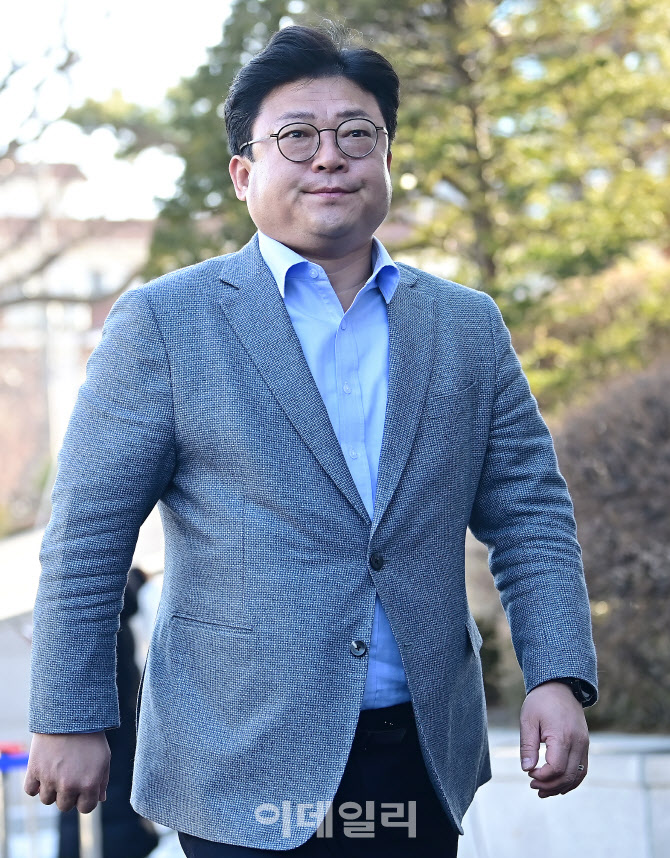 [포토]변론기일 참석하는 강명구 국민의힘 의원