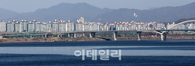 [포토]다시 찾아온 '냉동고' 추위