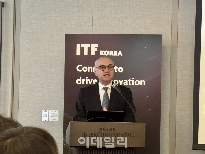 유럽 반도체연구소 회장, 이재용 만난다…"삼성·SK와 협력"