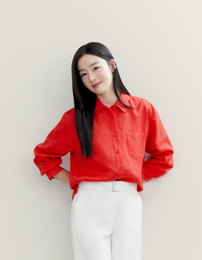 ‘꼼빠니아’, 한선화와 재계약…3년째 동행